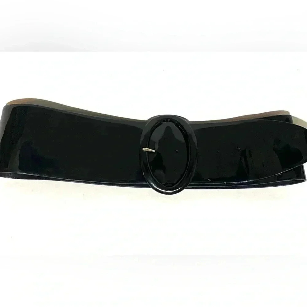 Ralph Lauren patent leather belt